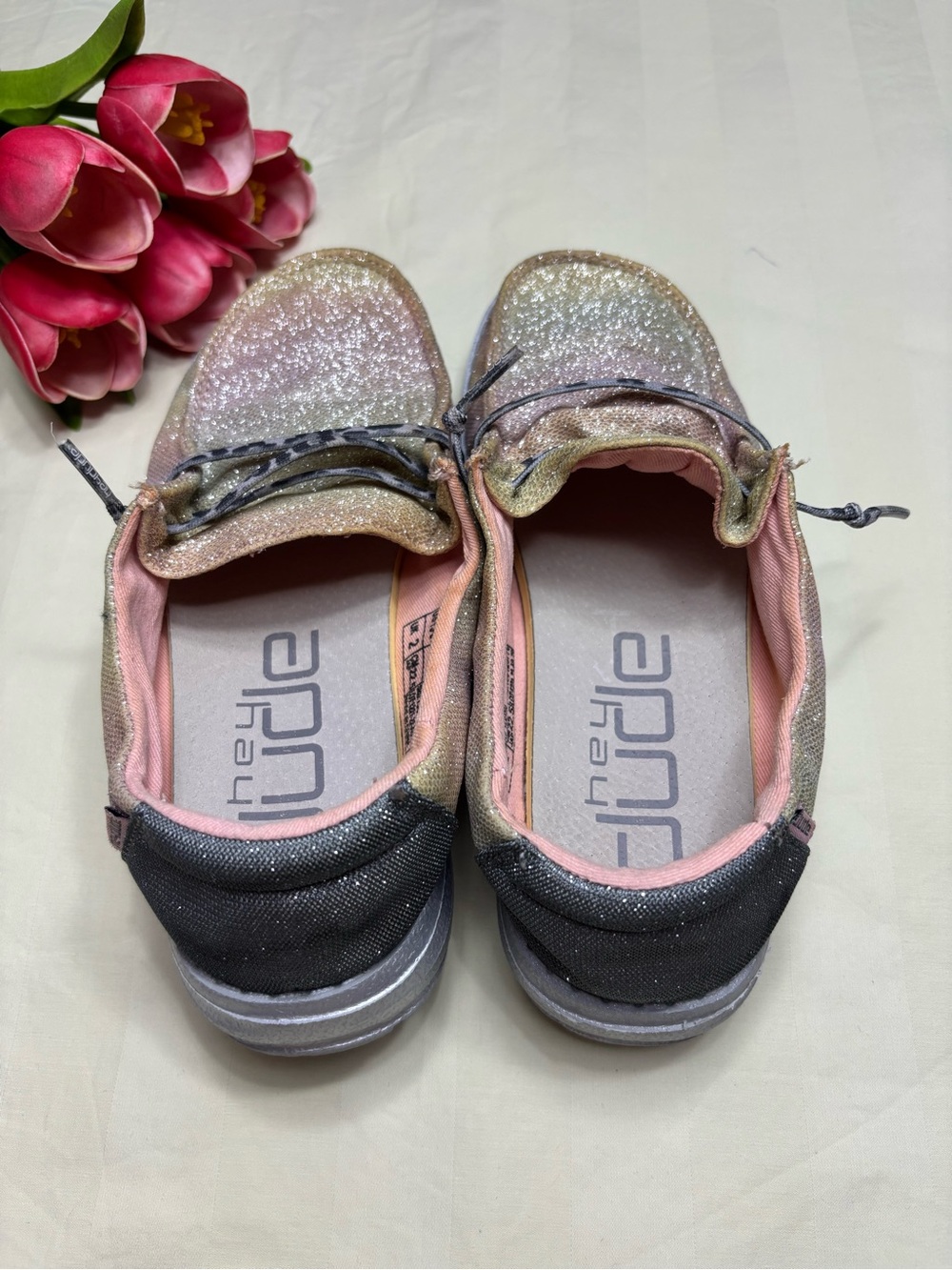 Hey Dude Wendy Youth Sunset Sparkling Shoes Size
Y3 / W4 Slip On Loafers